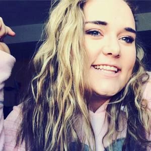 Meet your Posher, Mikayla